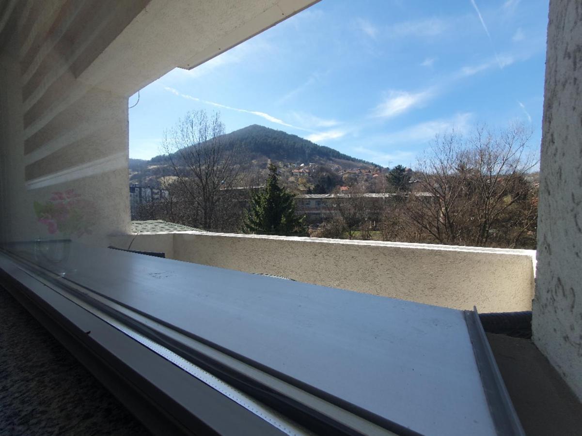 Apartments Arna Visoko Exterior photo